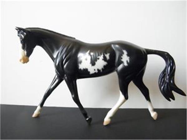 Winsome Connoisseur  Breyer Horse