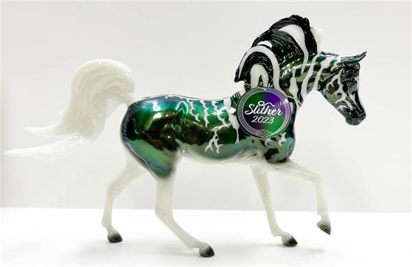 Halloween horse Slither