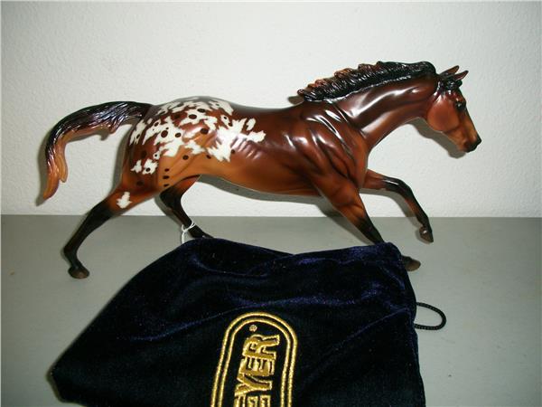 Wanderlust Connoisseur Horse