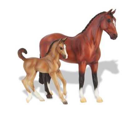 Warmblood Horse & Foal Set