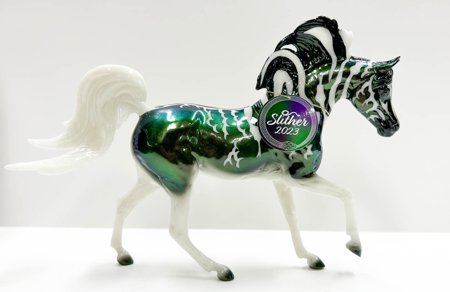 Halloween horse Slither